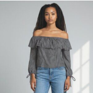 Atmosphere Off-Shoulder Gray Long Sleeve Ruffle Blouse Top, Size 4